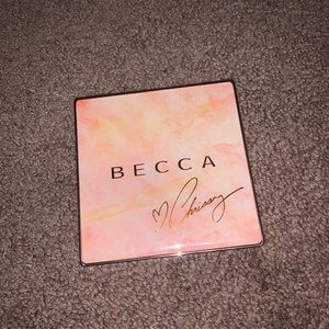 BECCA x CHRISSY PALETTE